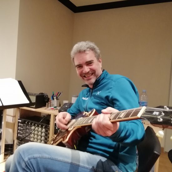 Josep Traver recording the guitars of IKIGAI